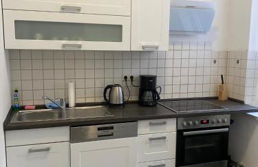Modernes Apartment mit 2 Schlafzimmern und Privatparkplatz nahe Innenstadt - Foto 3