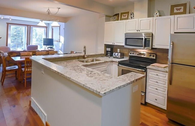 Polar Peak Lodges by Fernie Lodging CO - Photo 38