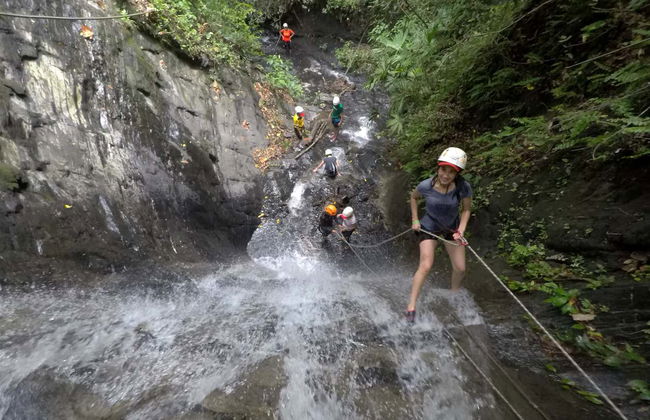 Canyoning + Ziplining in Útica - Foto 3