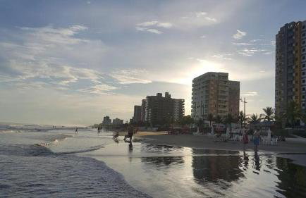 Apartamento beira mar Centro da cidade WiFi grátis - Photo 31