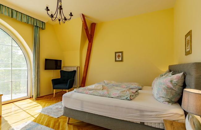 10 bedroom House in Fonyód with private pool and garden - Photo 16