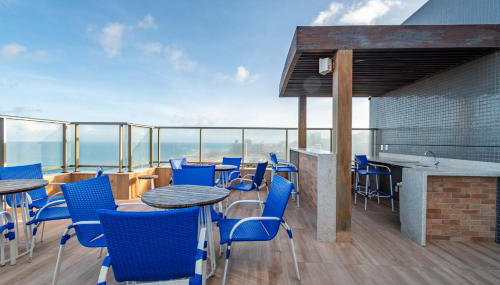 Apartamento vista mar excelente localização Costa azul - Foto 3