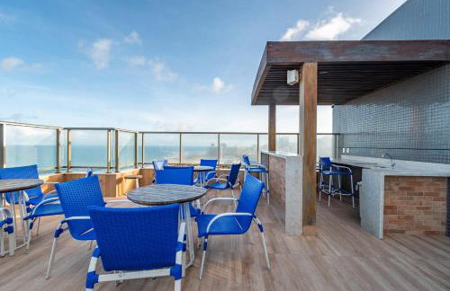 Apartamento vista mar excelente localização Costa azul - Foto 3