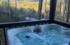 Mountain-top Cabin Get-away with Hot tub and a View - Foto 2
