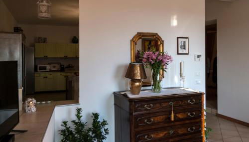 CASA DEL SOLE APPARTAMENTO N° 2 WHITE AND GOLD ROOM - Foto 4