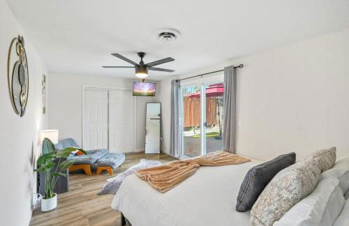 Sleeps 12 - Hot Tub - Pool - Game Room & Fire Pit! - Foto 47