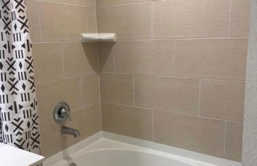 Vees Oasis Home away from Home! - Foto 51