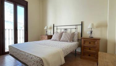 LaFrenchTouch - Relájate y desconecta al pueblo - Foto 4