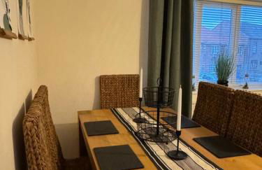 Cherry Blossom Apartment - 3 bed, parking, garden - Photo 53