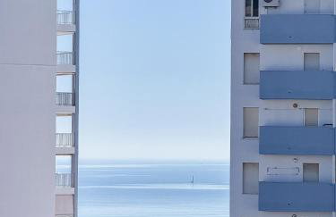 NUEVO, a 70 metros de la playa y con vistas al mar - Photo 2