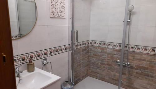 Apartamento Castilla 30 Bis - Parking Publico Gratuito - Foto 4