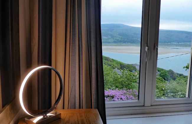 Bryn Melyn Apartments - Photo 5