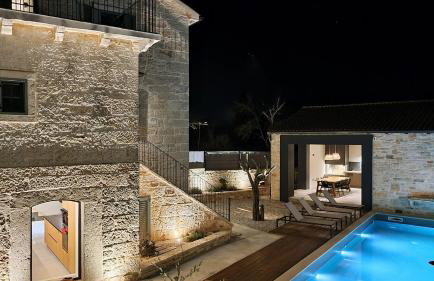 Villa Qualia - Heated pool, 4 bedrooms, 2 kitchens, Stylish interior - Foto 6