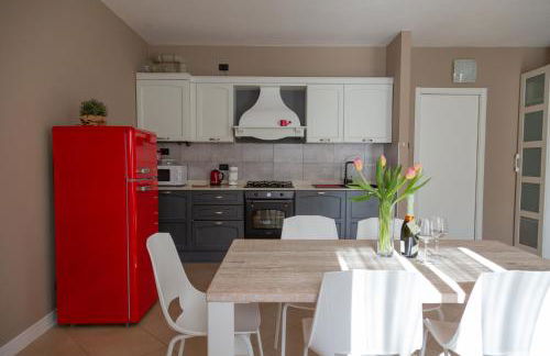 Bellagio Love apartment Pool Near lake Free parking - Foto 9