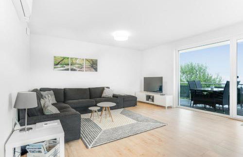 Ferienwohnungen Pellenzblick - Wohnen auf Zeit - - Foto 43