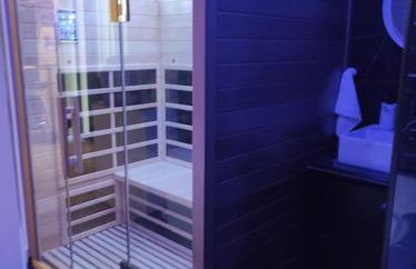 Sauna, jacuzzi, terrasse et parking - Foto 7