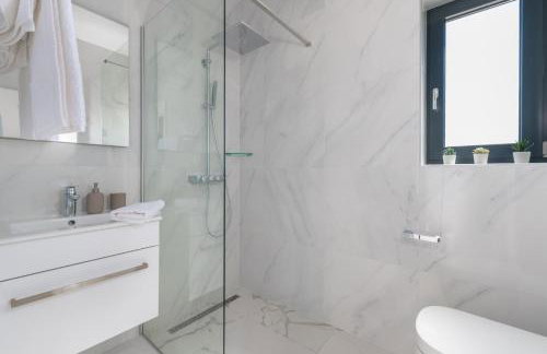 Villa Aristea with sea view, jacuzzi and infinity pool - Foto 37