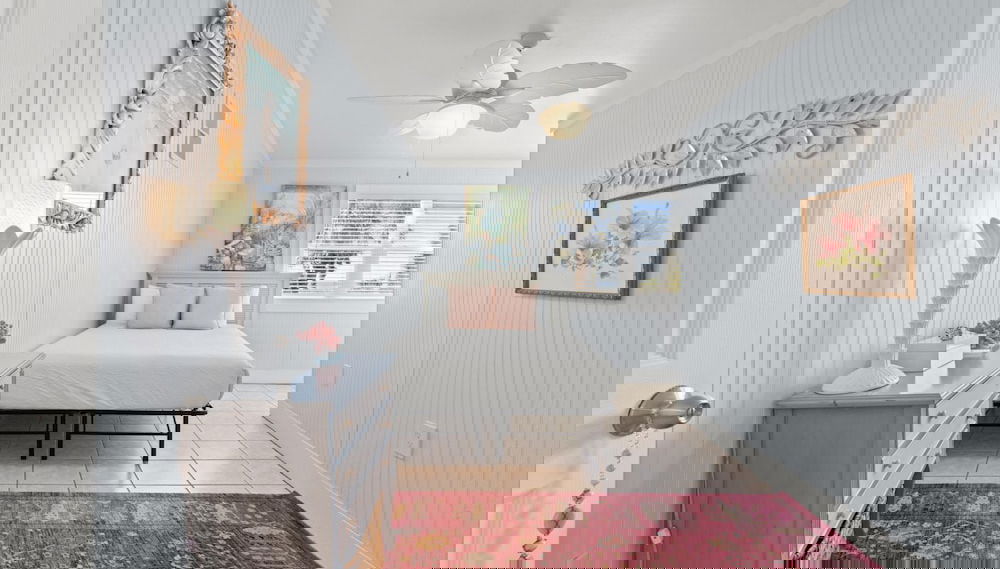 Beach House - Maple Leaf Relief by PHG - Foto 1, Habitación