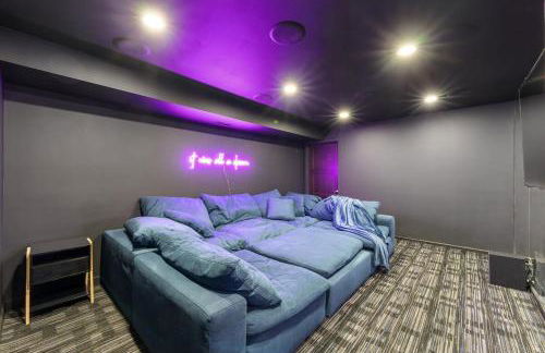 5BR 5BA Architectural Estate-Theatre Gym Rooftop - Foto 60