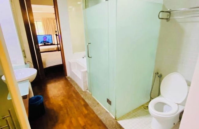 Peninsula Residents All Suite - Photo 36