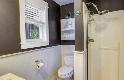 Seabrook 2 Bedroom cottage with hot tub, pets OK - Foto 25