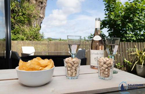 The Hideout-Boutique Cabin, Estuary View & Parking - Foto 27