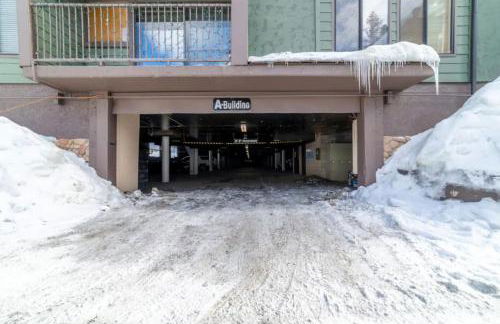 Guest Favorite Spacious Remodeled 2 Bdrm 2 Ba Mountain Views - Photo 46