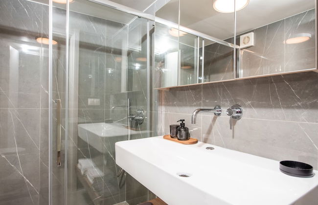 Serene seafront villas - Photo 48