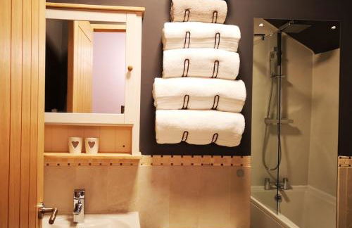 Relaxing Coastal Retreat for 2 Hot Tub Log Fire - Foto 10