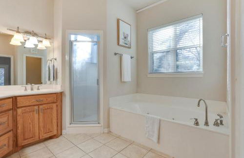 Serene 50-Acre Nature Retreat Near Melissa and Anna - Photo 14