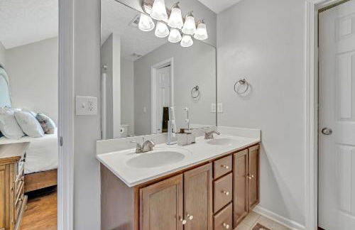 Cozy and Spacious Spring Hill 3BR 2bath Home - Foto 22