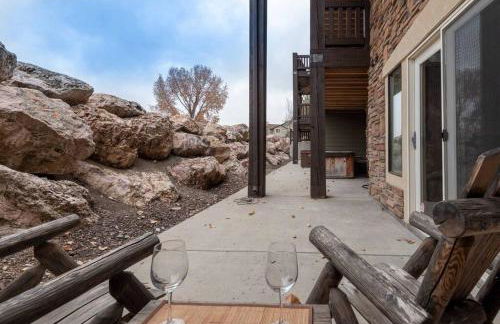 Lakeside Escape with Hot Tub - Foto 23