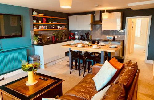 Vibrant beachfront Folkestone getaway - Foto 8