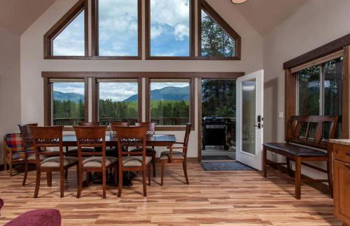 Family-Friendly Cabin Rental with Mountain Vistas near West Glacier, Montana - Foto 6