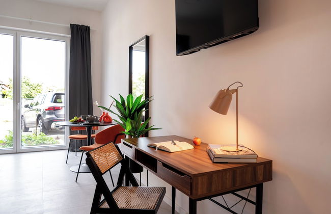 MOONLIVING Boutique Apartments - Photo 1