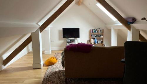 Listed stable conversion - Foto 5