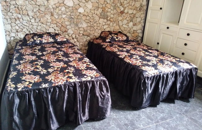 Holiday rental in Santiago de Cuba with terrace - Photo 2