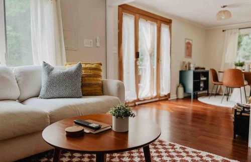 Creek Side Cabin with Wood Fired Hot Tub and Fire Pit - Foto 14