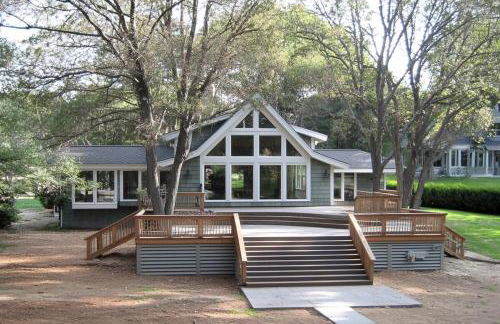 Unique LKN Waterfront Home with Dock - Foto 21