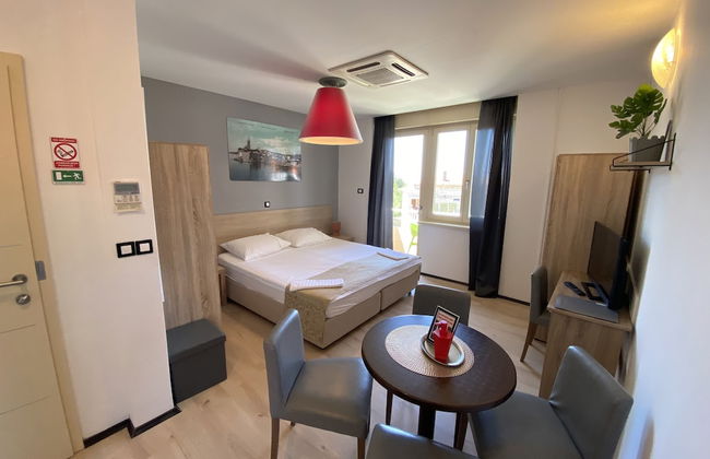 Integrated Hotel Arbia - Villa Magdalena - Foto 16