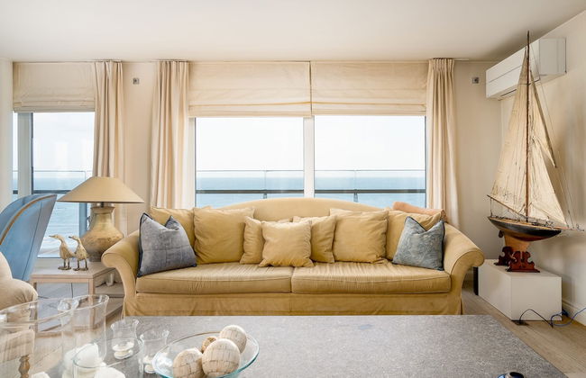 Stunning Penthouse With Free Parking and sea View - Foto 67