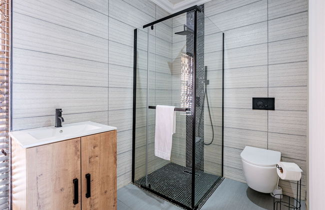 One on Chelsea - Photo 30