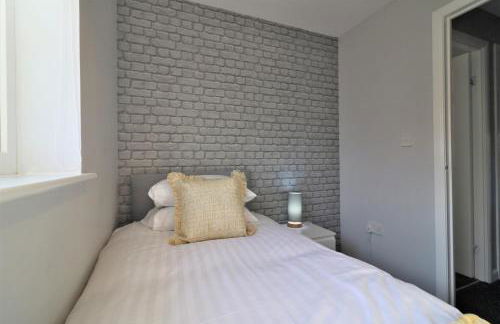 Signature - Chapelhall House - Photo 80