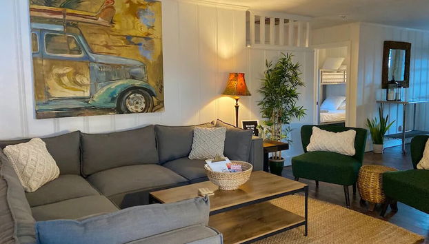 Surf Shack - Steps to the beach, lush fenced backyard by Beach Haven Vacation Rentals - Foto 2, Profilbild