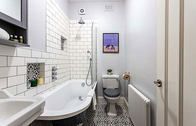 Modern and Spacious Colliers Wood Home - Foto 20