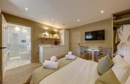 Brook Bottom Farm luxury apartments and Farmhouse - Photo 48