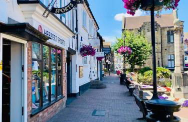 Town Centre Cottage - Photo 63