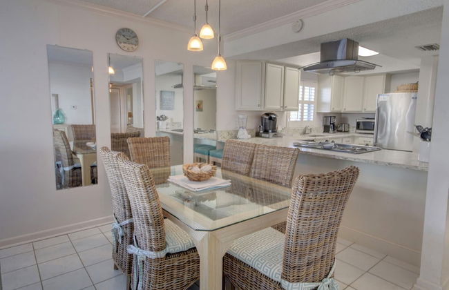 319 El Matador 2 Bedroom Condo by RedAwning - Photo 8