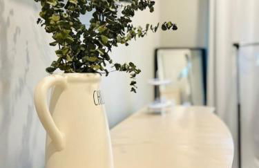 Luxury King Bed Room Private Entry and Bathroom - Foto 11