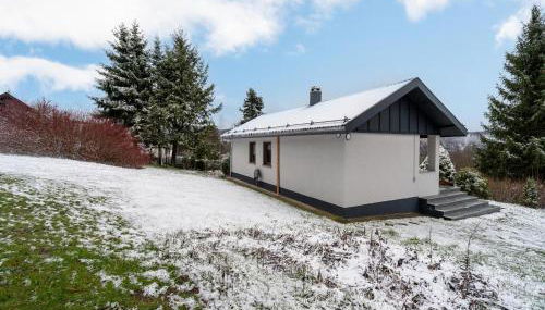 Holiday Home in Suhl Near Rennsteig Trail - Foto 1